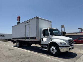 Freightliner M2 2021 box truck