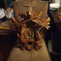 Vintage Hunters Coo Coo Clock
