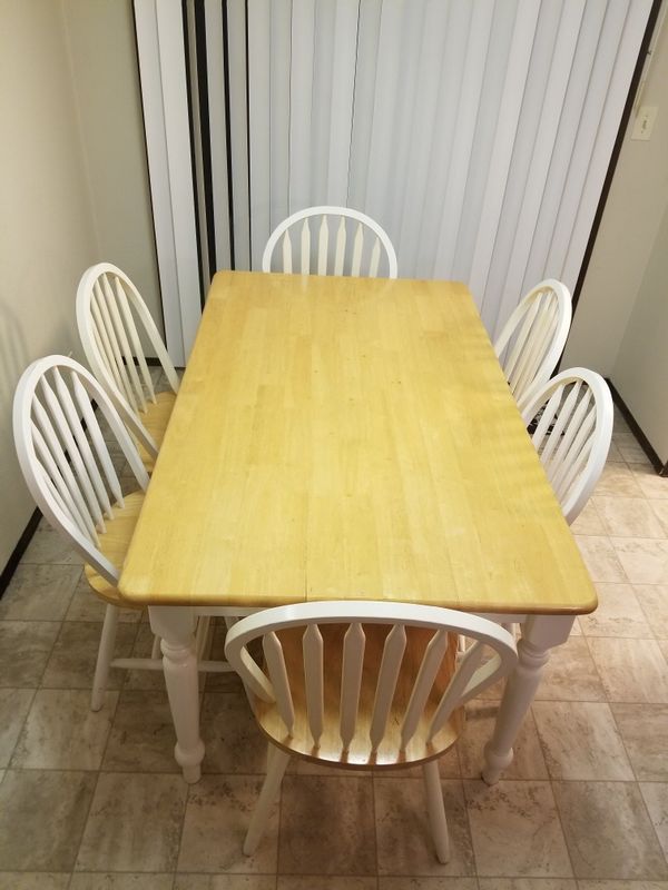 Kitchen table 6 chairs. $100 for Sale in Mount Vernon, WA - OfferUp