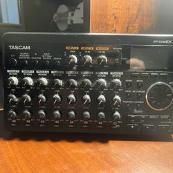 Digital Recorder 8 Track
