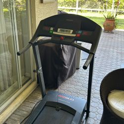 Treadmill 