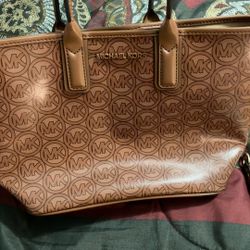 Micheal Kors and Coach Pocket Book combo( New)