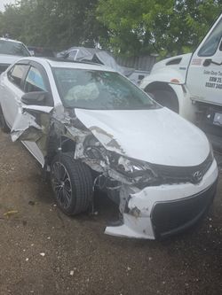 2014 toyota corolla s