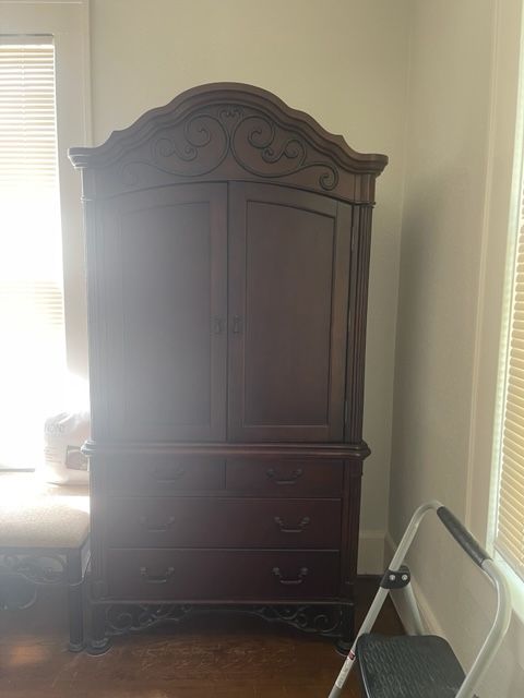 Armoire