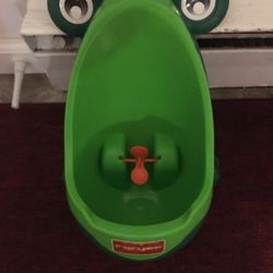 Little Boys Training Urinal 