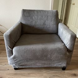 Oversized Comfy Chair 