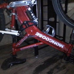 26" Mongoose Black Comb Mountain Bike