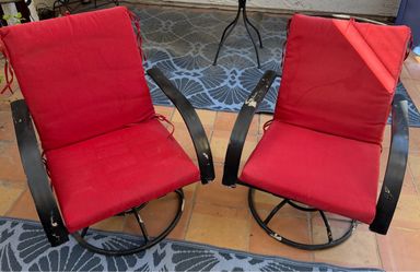 Patio Swivel Chairs with Red Cushions – Set of 2