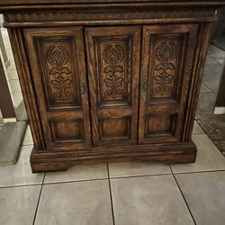 3 Piece China Cabinet. Like New Condition.   Will Consider A Fair Best Offer
