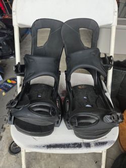 Burton est. Snowboard bindings