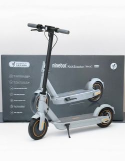 Segway Ninebot Max G30LP Electric Scooter "Like New" -  Lake Nona
