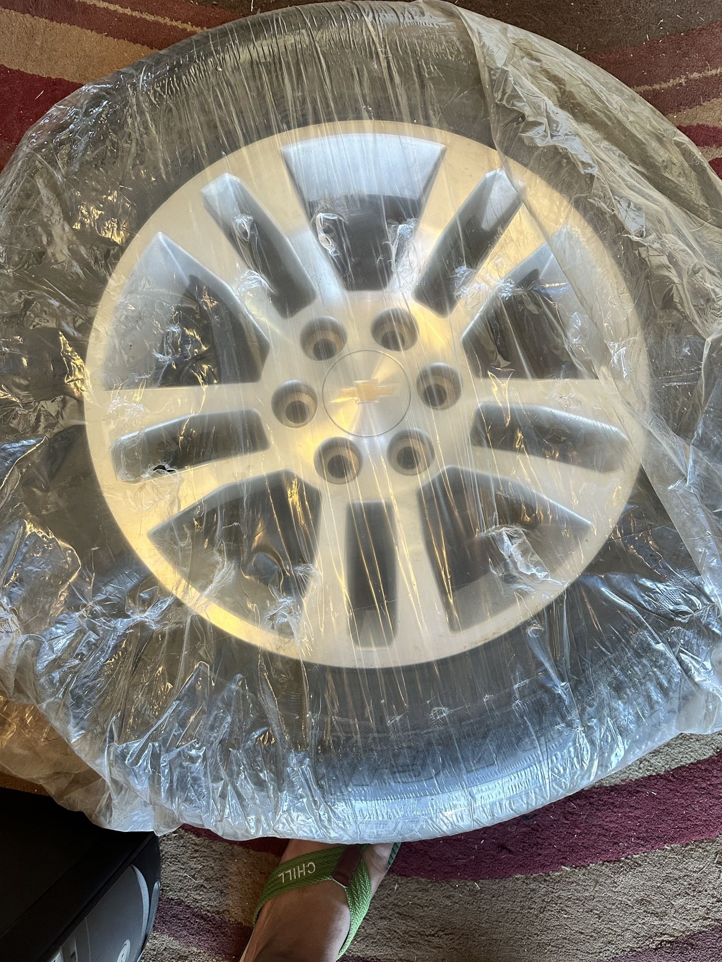 Suburban Factory Rims And Tires $1000