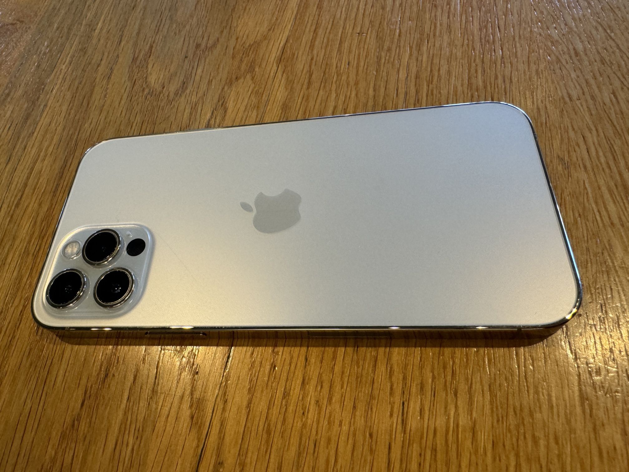 Apple iPhone 12 Pro Gold Unlocked 128gb