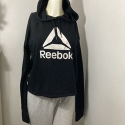 Reebok Hoodie Women’s Black & White Logo Cozy Pullover sweater Size Medium Women