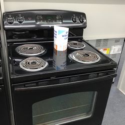 GE Coil Top Range. 1 year Warranty 