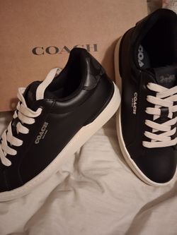 Coach woman tennis shoes