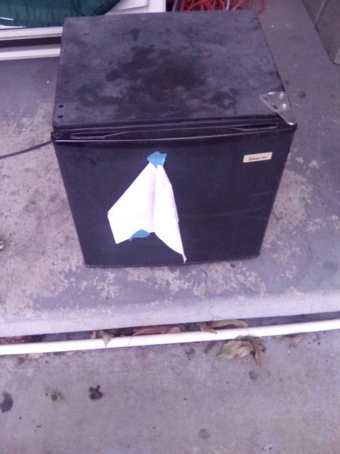 Mini Fridge