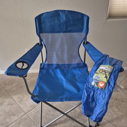 Like New Outdoor/Indoor Mesh Folding Chair
