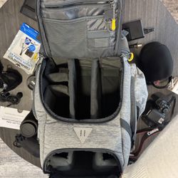 Canon EOS 850D Rebel T8i DSLR Camera with 4K video at 30fps