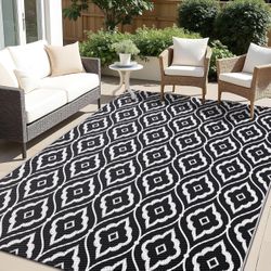 6x9 Ft Outdoor Waterproof Plastic Straw Rug with Geometric Pattern, Reversible Portable Mat
