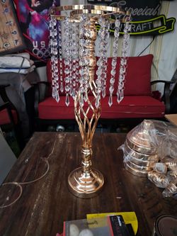 Brand new Vevor 10 pcs gold Flower Vase for Wedding Party Crystal Flower Chandelier for Reception Tables Wedding Supplies