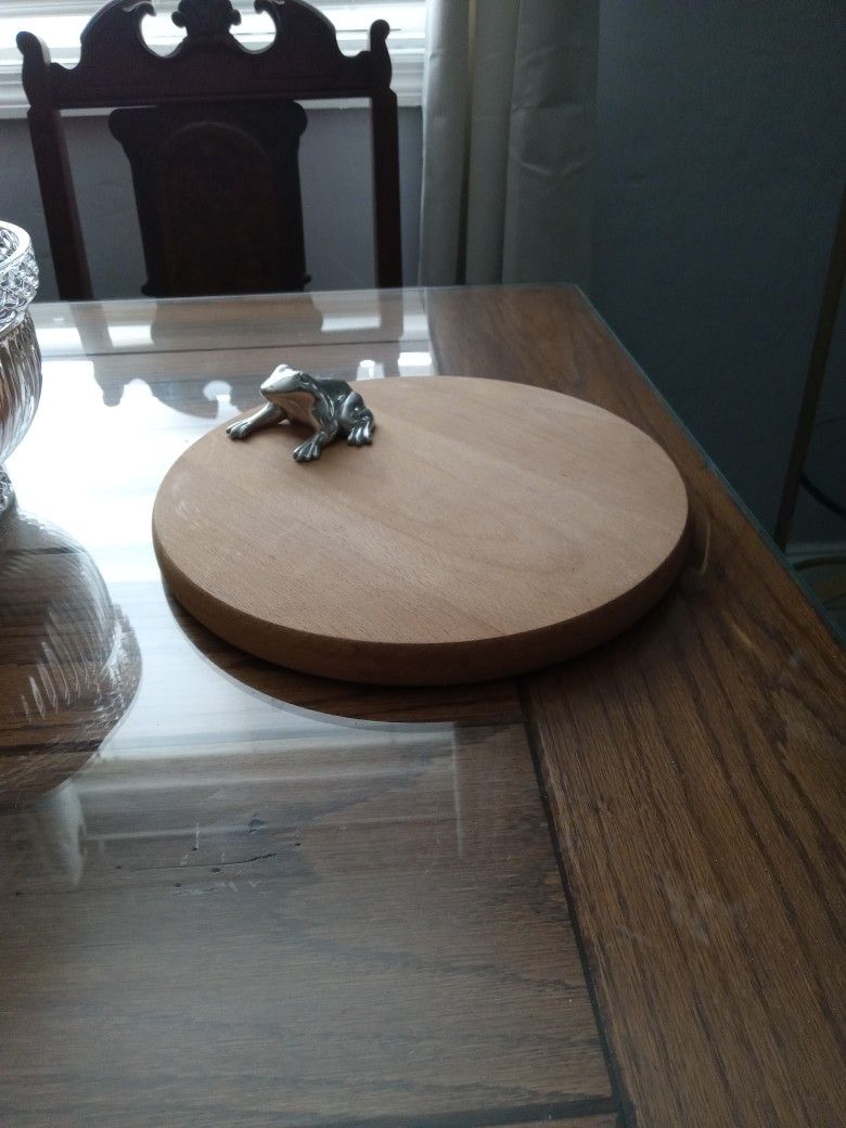 Cutting Cheese. Board