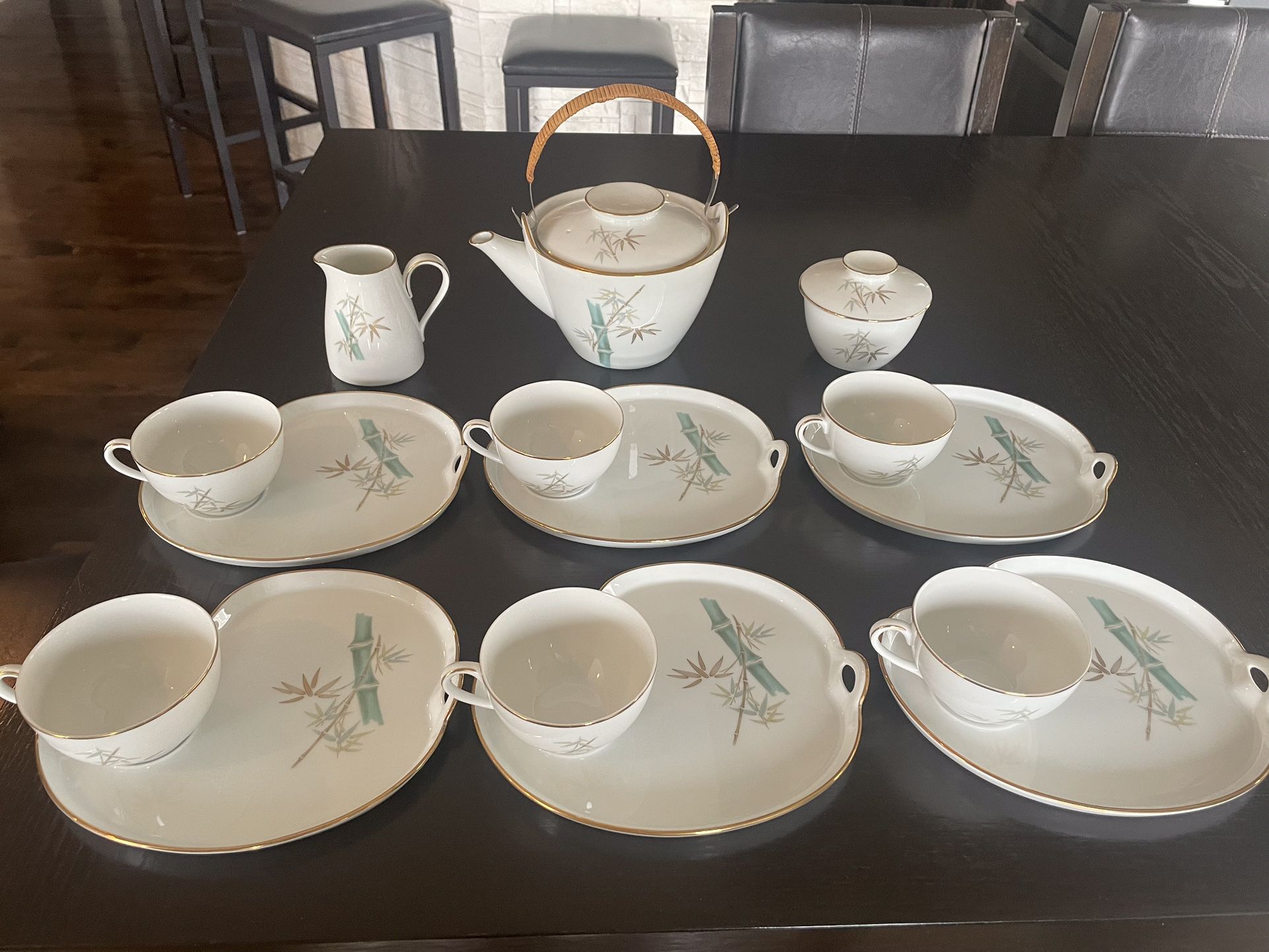 Noritake Oriental Tea Set