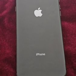 IPHONE 8PLUS UNLOCKED 128GB WITH CHARGER