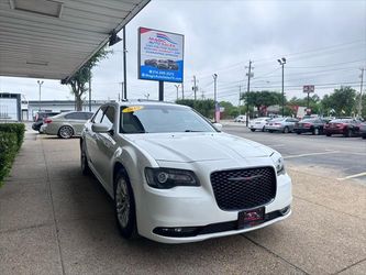 2019 Chrysler 300