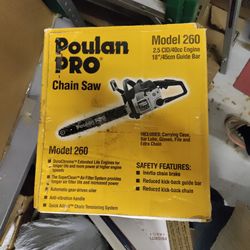 Chain Saw Poulan Gas Powered
