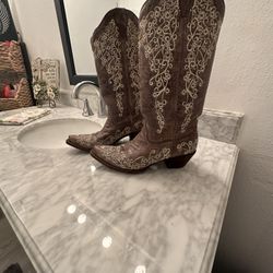 Ladies Wedding Boots 