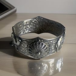Vintage Berber Filigree Hamsa Camel Hinged Intricate Design 925 Bangle Bracelet 