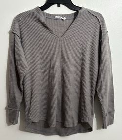 Womens XS All in Favor Grey Waffle Knit Top