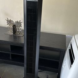 New 48” Ultra Air Tower Fan with Remote 