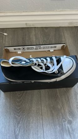 Unisex black converse size women’s 8