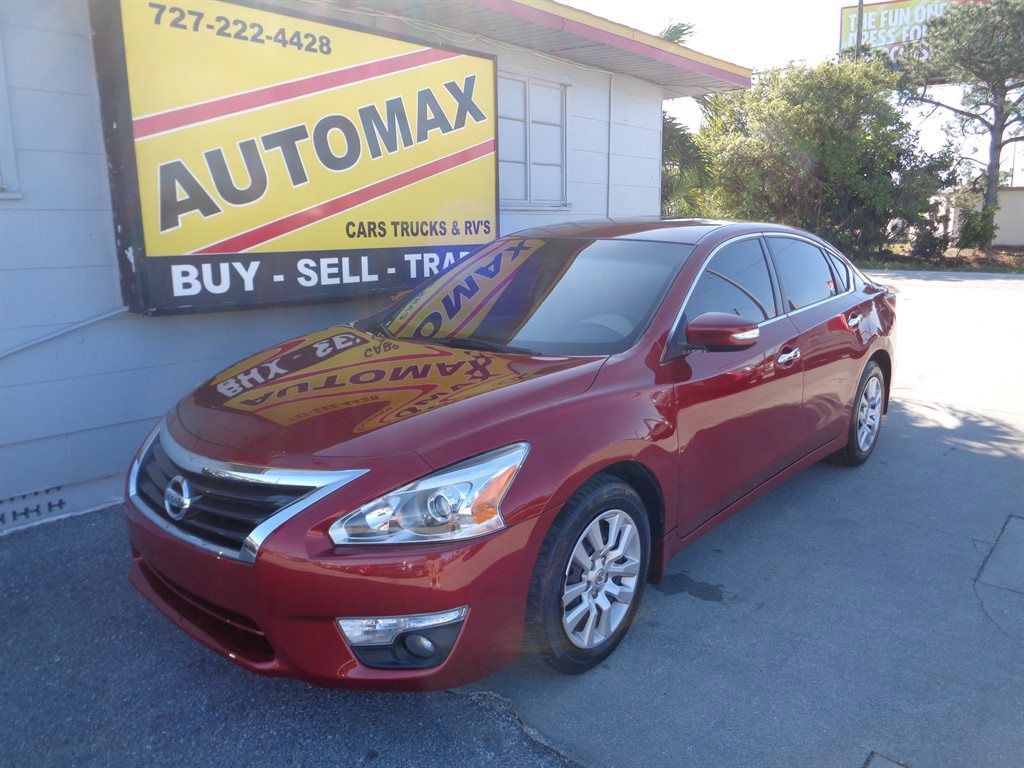 Beautiful Nissan Altima SL 3.5