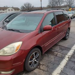 2005 Toyota Sienna