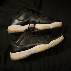 Jordan 11s 