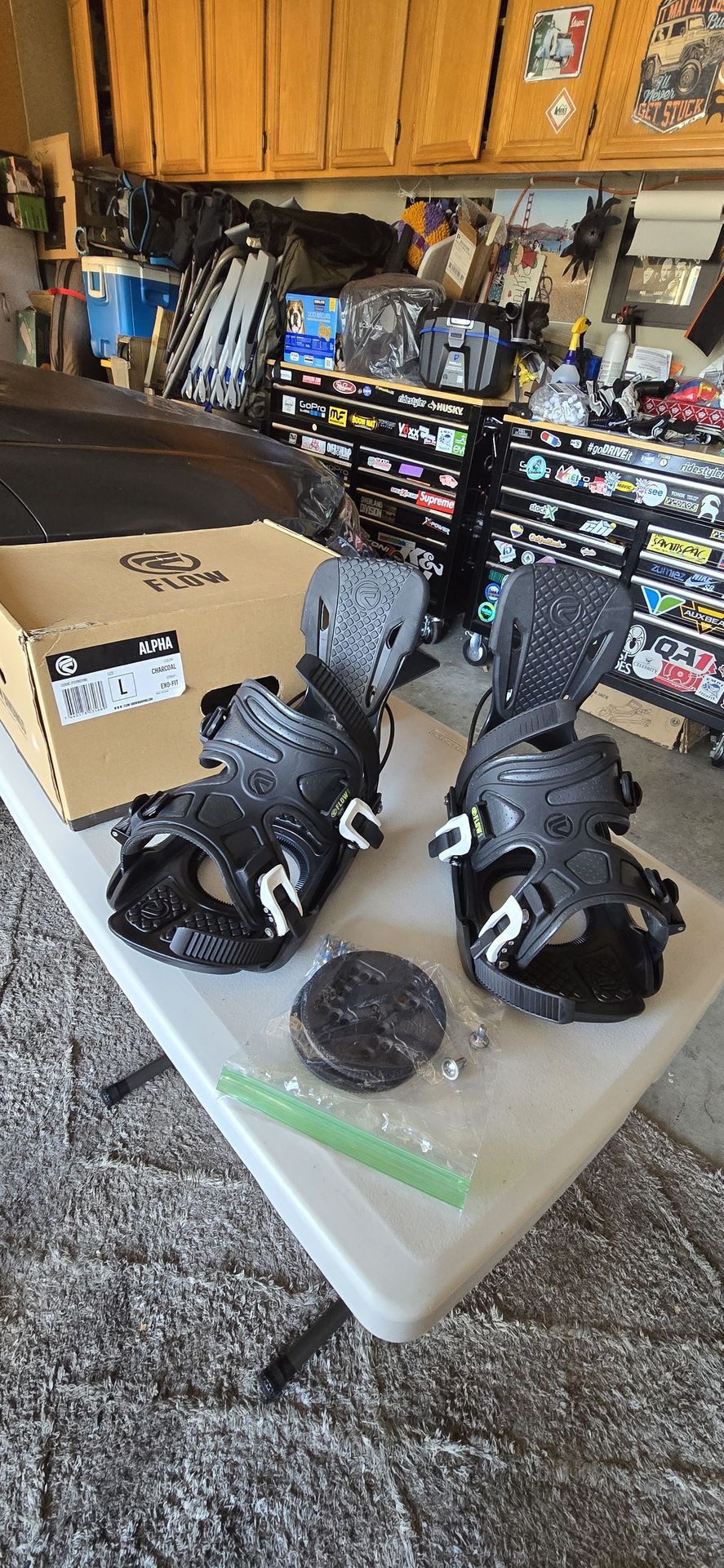 Flow Alpha Snowboard Bindings Size L $100