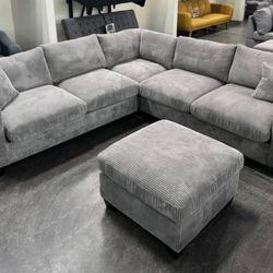 BRAND NEW 4PC SECTIONAL SOFA SET WITH OTTOMAN AND ACCENT PILLOWS INCLUDED $549