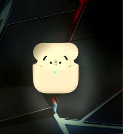 Apple AirPods 4