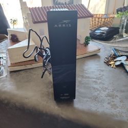 Arris WiFi Cable Router 