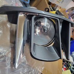 2018-2019 Toyota sienna fog light assembly