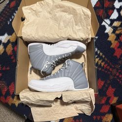 Air Jordan 12 retro white cool grey size 11 come with box $90 or best offer
