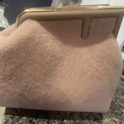 Fendi Pink Wool Exterior Bag – Exclusive and Stylish!