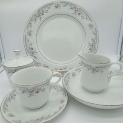 Fine China by Ranmaru Rose point....