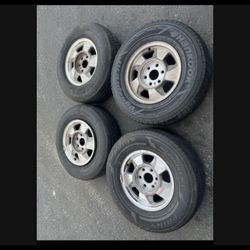 4 — 265/70r16 6x5.5 6x139.7 Stock Yukon Tahoe Wheels Rims Tires!!