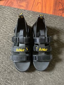Brand new air wait shoes
