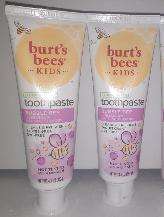 (2) burt’s bees KIDS Toothpastes 4.7 oz