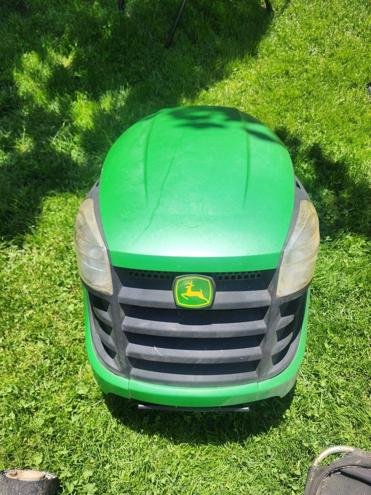 John Deere Rider Hood